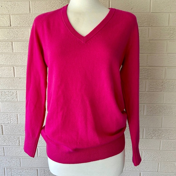 Equipment Asher V-neck Cashmere Sweater Fuchsia Pink SZ S (runs large) - Picture 1 of 3